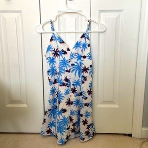 Extra Small Tobi blue/black palm tree dress.
